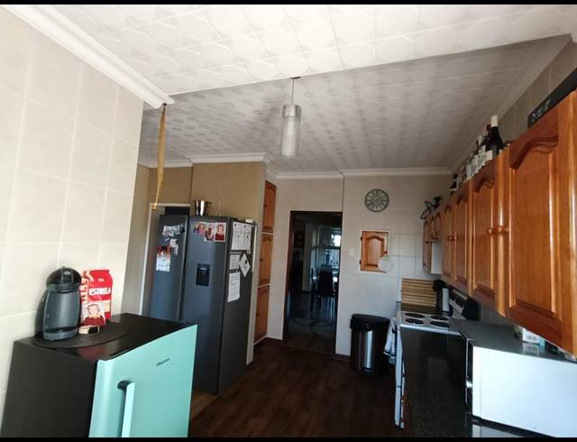3 BEDROOM PROPERTY TO RENT IN CASSELDALE